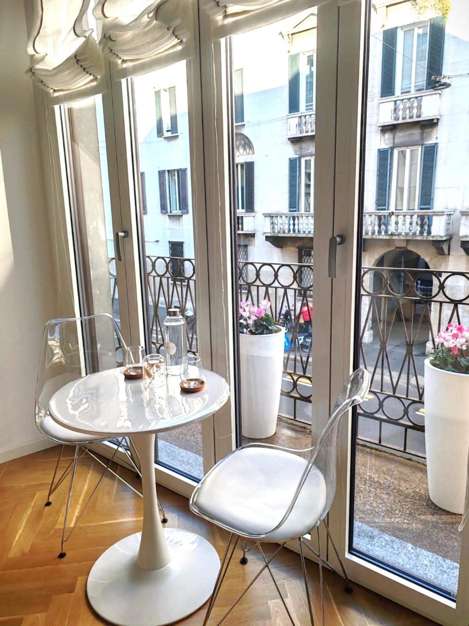 Готель B And G San Babila- Luxury In The Heart Of Milano - Design District Екстер'єр фото