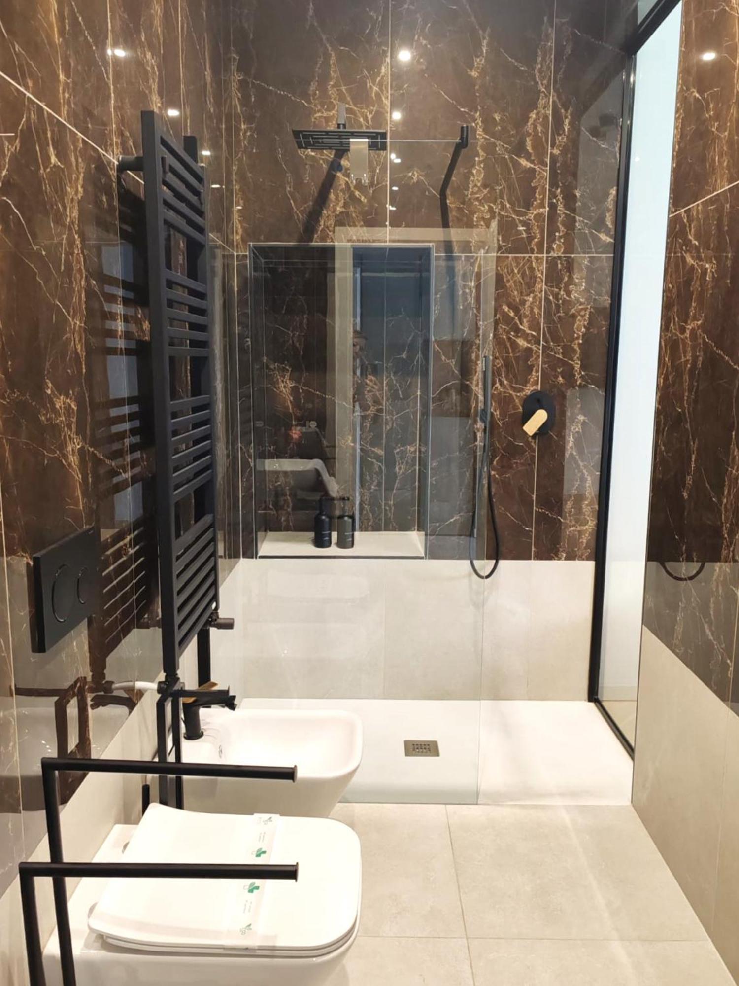 Готель B And G San Babila- Luxury In The Heart Of Milano - Design District Екстер'єр фото